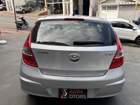 HYUNDAI I30 2.0 16V 4P GLS, Foto 9