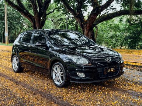 HYUNDAI I30 2.0 16V 4P, Foto 1