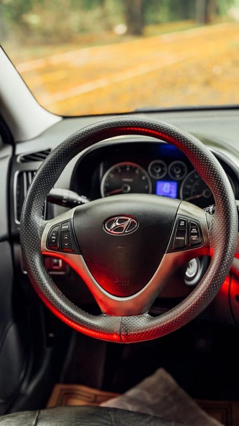 HYUNDAI I30 2.0 16V 4P, Foto 6