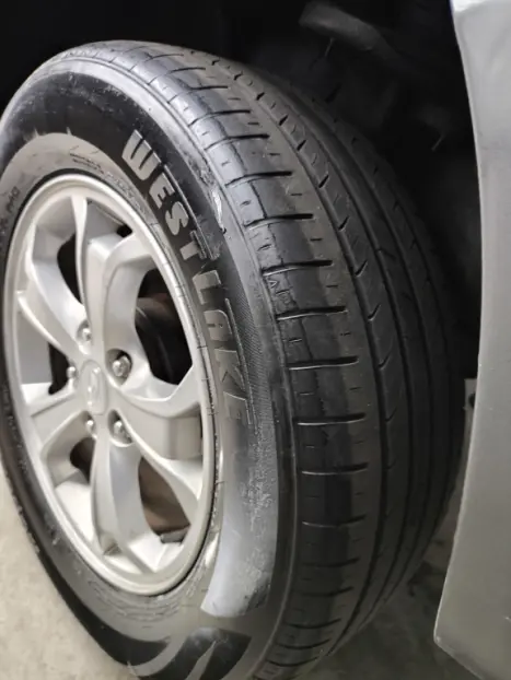 HYUNDAI Tucson 2.0 16V 4P GLS-B AUTOMÁTICO, Foto 13 HYUNDAI Tucson 2.0 16V 4P GLS-B AUTOMÁTICO, Foto 13