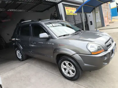 HYUNDAI Tucson 2.0 16V 4P GLS-B AUTOMÁTICO, Foto 18 HYUNDAI Tucson 2.0 16V 4P GLS-B AUTOMÁTICO, Foto 18