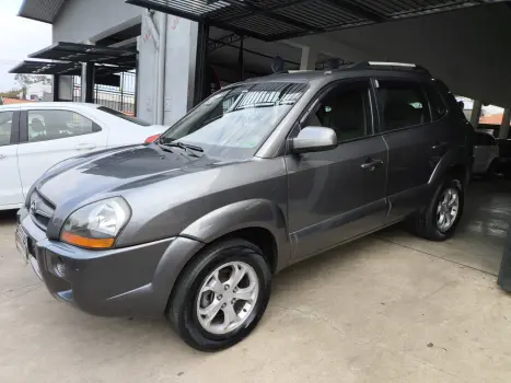 HYUNDAI Tucson 2.0 16V 4P GLS-B AUTOMÁTICO, Foto 23 HYUNDAI Tucson 2.0 16V 4P GLS-B AUTOMÁTICO, Foto 23