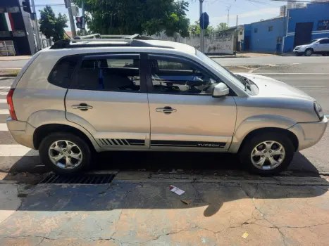 HYUNDAI Tucson 2.0 16V 4P GLS FLEX AUTOMÁTICO, Foto 1 HYUNDAI Tucson 2.0 16V 4P GLS FLEX AUTOMÁTICO, Foto 1