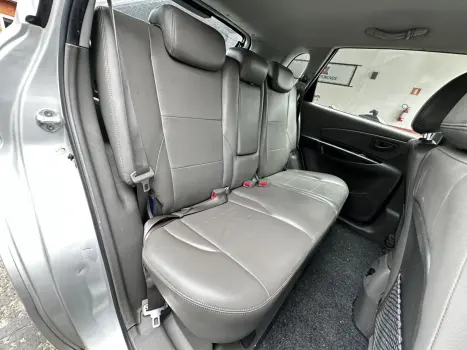 HYUNDAI Tucson 2.0 16V 4P GLS-B AUTOMÁTICO, Foto 6 HYUNDAI Tucson 2.0 16V 4P GLS-B AUTOMÁTICO, Foto 6