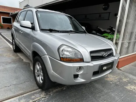 HYUNDAI Tucson 2.0 16V 4P GLS-B AUTOMÁTICO, Foto 7 HYUNDAI Tucson 2.0 16V 4P GLS-B AUTOMÁTICO, Foto 7