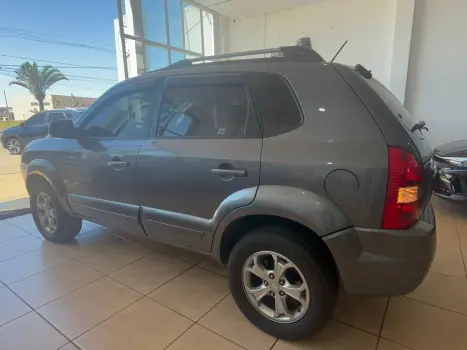 HYUNDAI Tucson 2.0 16V 4P GLB, Foto 11