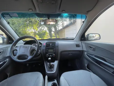 HYUNDAI Tucson 2.0 16V 4P GL, Foto 9