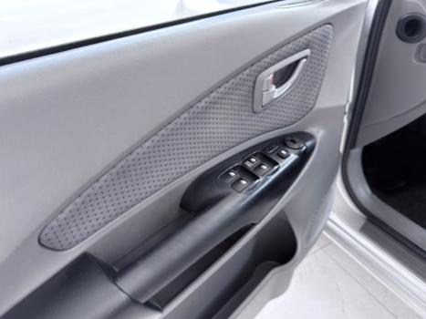 HYUNDAI Tucson 2.0 16V 4P GL, Foto 8
