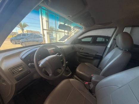 HYUNDAI Tucson 2.0 16V 4P GLB, Foto 4