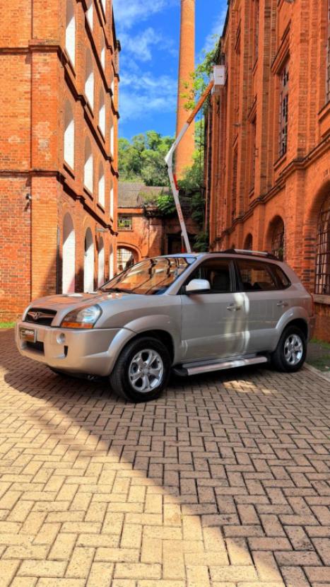 HYUNDAI Tucson 2.7 V6 4P GLS 4WD AUTOM�TICO, Foto 2