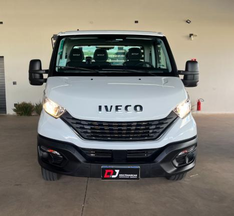 IVECO Daily 30-160 3.0 TURBO DIESEL  CHASSI CABINE SIMPLES, Foto 2