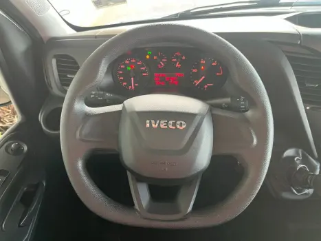 IVECO Daily 30-160 3.0 TURBO DIESEL  CHASSI CABINE SIMPLES, Foto 10