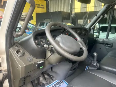 IVECO Daily 35-S14 DIESEL CHASSI CABINE DUPLA TURBO INTERCOOLER, Foto 12
