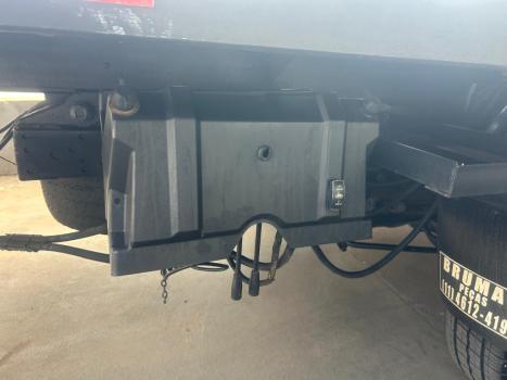 IVECO Daily 35-S14 DIESEL CHASSI CABINE DUPLA TURBO INTERCOOLER, Foto 15