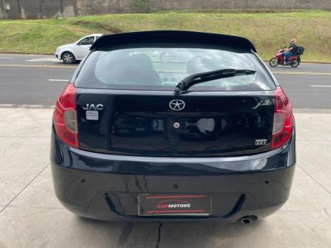 JAC J3 Hatch 1.4 16V 4P, Foto 8