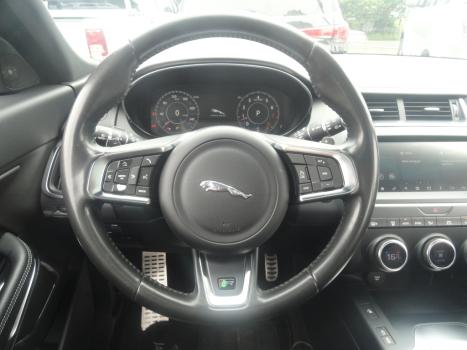 JAGUAR E-Pace 2.0 16V 4P P300 R-DYNAMIC SE AWD TURBO AUTOMÁTICO, Foto 8