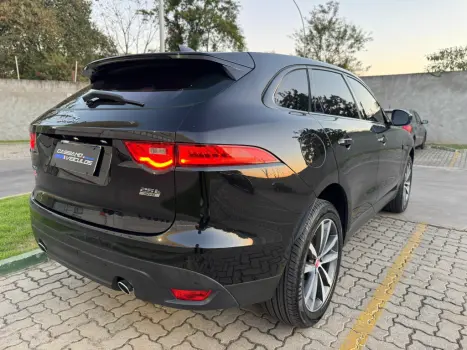 JAGUAR F-Pace 2.0 16V 4P PRESTIGE AWD TURBO DIESEL AUTOMÁTICO, Foto 4 JAGUAR F-Pace 2.0 16V 4P PRESTIGE AWD TURBO DIESEL AUTOMÁTICO, Foto 4