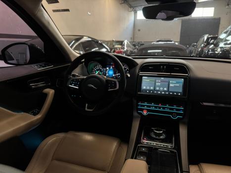 JAGUAR F-Pace 2.0 16V 4P PRESTIGE AWD TURBO DIESEL AUTOMÁTICO, Foto 7 JAGUAR F-Pace 2.0 16V 4P PRESTIGE AWD TURBO DIESEL AUTOMÁTICO, Foto 7
