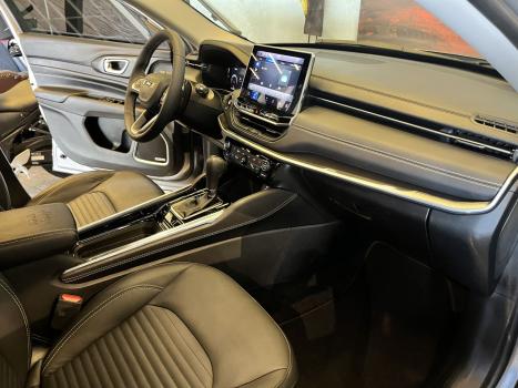 JEEP Commander 1.3 16V 4P FLEX T270 LONGITUDE TURBO AUTOM�TICO AT6, Foto 6