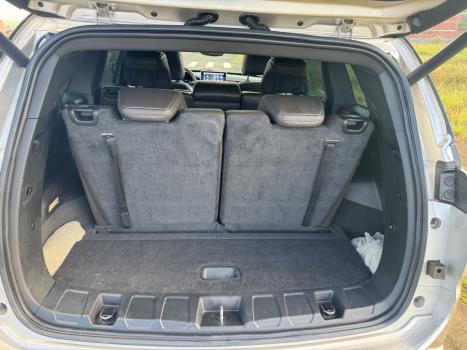 JEEP Commander 1.3 16V 4P FLEX T270 OVERLAND TURBO AUTOM�TICO AT6, Foto 12