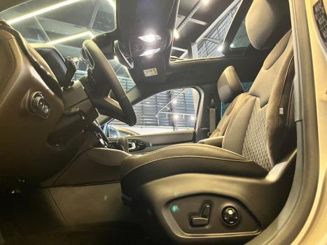 JEEP Commander 1.3 16V 4P FLEX T270 OVERLAND TURBO AUTOM�TICO AT6, Foto 4