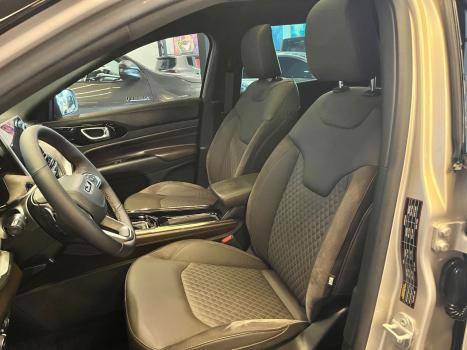 JEEP Commander 1.3 16V 4P FLEX T270 OVERLAND TURBO AUTOM�TICO AT6, Foto 6