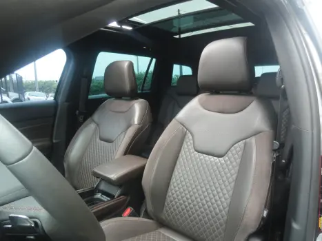 JEEP Commander 1.3 16V 4P FLEX T270 OVERLAND TURBO AUTOMÁTICO AT6, Foto 19