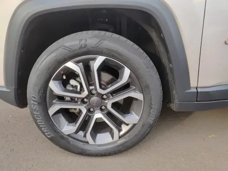 JEEP Commander 2.0 16V 4P TD380 LIMITED TURBO DIESEL AUTOMTICO, Foto 5