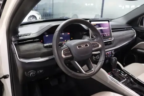 JEEP Commander 2.0 16V 4P TD380 OVERLAND TURBO DIESEL AUTOM�TICO, Foto 4