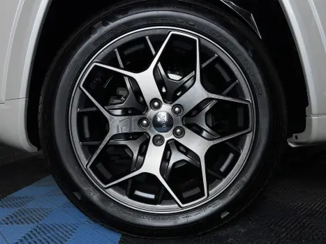 JEEP Commander 2.0 16V 4P TD380 OVERLAND TURBO DIESEL AUTOM�TICO, Foto 8