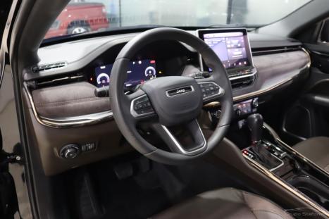 JEEP Commander 2.0 16V 4P TD380 OVERLAND 4X4 TURBO DIESEL AUTOM�TICO AT9, Foto 4