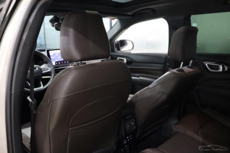 JEEP Commander 2.0 16V 4P TD380 OVERLAND 4X4 TURBO DIESEL AUTOM�TICO AT9, Foto 10