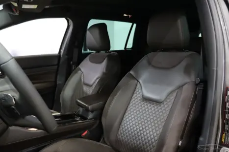 JEEP Commander 2.0 16V 4P TD380 OVERLAND 4X4 TURBO DIESEL AUTOM�TICO AT9, Foto 7