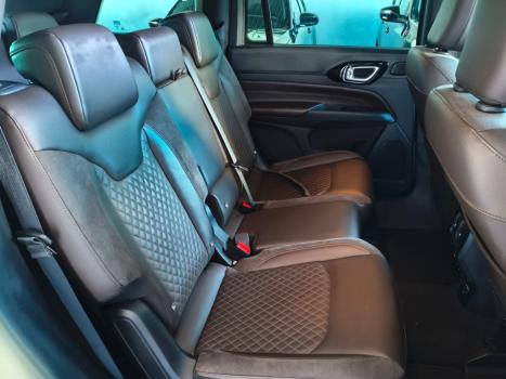 JEEP Commander 2.0 16V 4P TD380 OVERLAND 4X4 TURBO DIESEL AUTOM�TICO AT9, Foto 12