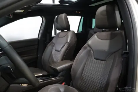 JEEP Commander 2.0 16V 4P TD380 OVERLAND 4X4 TURBO DIESEL AUTOM�TICO AT9, Foto 7