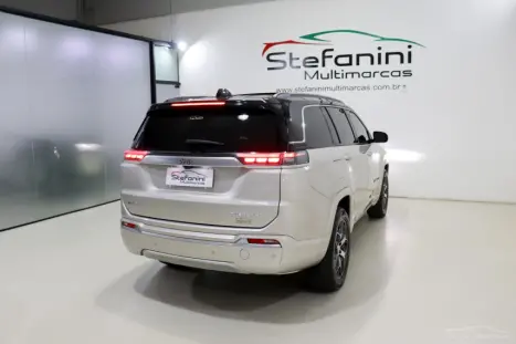 JEEP Commander 2.0 16V 4P TD380 OVERLAND 4X4 TURBO DIESEL AUTOM�TICO AT9, Foto 13