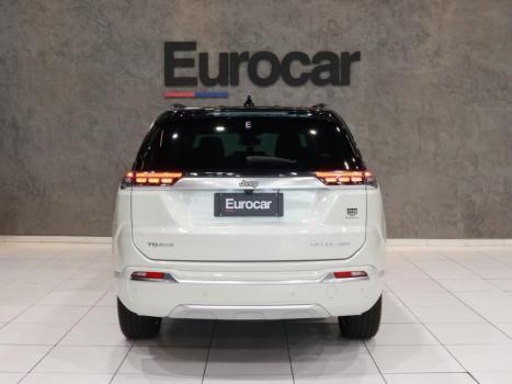 JEEP Commander 2.0 16V 4P TD380 OVERLAND 4X4 TURBO DIESEL AUTOM�TICO AT9, Foto 4