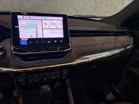 JEEP Commander 2.0 16V 4P TD380 OVERLAND 4X4 TURBO DIESEL AUTOM�TICO AT9, Foto 12