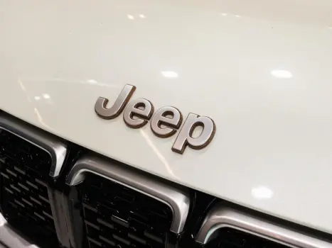 JEEP Commander 2.0 16V 4P TD380 OVERLAND 4X4 TURBO DIESEL AUTOM�TICO AT9, Foto 16