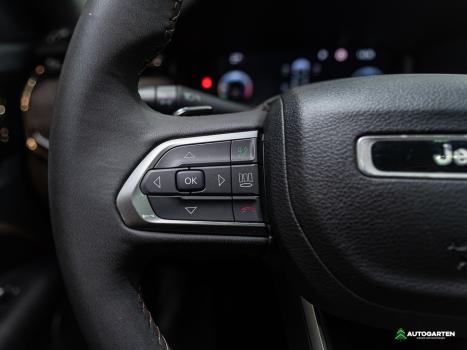 JEEP Commander 2.0 16V 4P TD380 OVERLAND 4X4 TURBO DIESEL AUTOM�TICO AT9, Foto 11