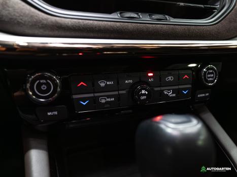 JEEP Commander 2.0 16V 4P TD380 OVERLAND 4X4 TURBO DIESEL AUTOM�TICO AT9, Foto 16