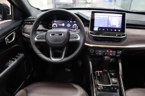 JEEP Commander 2.0 16V 4P TD380 OVERLAND 4X4 TURBO DIESEL AUTOM�TICO AT9, Foto 5