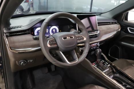 JEEP Commander 2.0 16V 4P TD380 OVERLAND 4X4 TURBO DIESEL AUTOM�TICO AT9, Foto 4