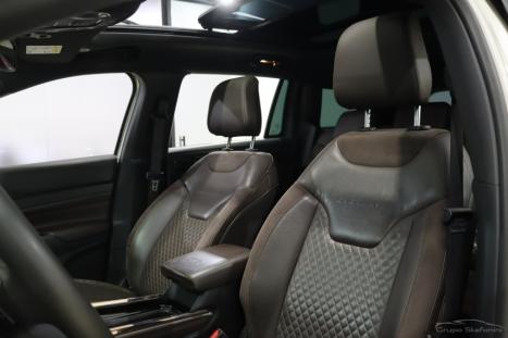 JEEP Commander 2.0 16V 4P TD380 OVERLAND 4X4 TURBO DIESEL AUTOM�TICO AT9, Foto 7