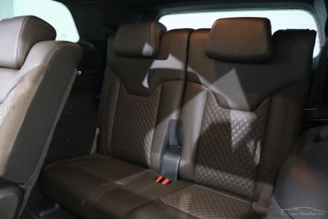 JEEP Commander 2.0 16V 4P TD380 OVERLAND 4X4 TURBO DIESEL AUTOM�TICO AT9, Foto 9