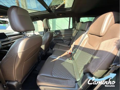 JEEP Commander 2.0 16V 4P TD380 OVERLAND 4X4 TURBO DIESEL AUTOM�TICO AT9, Foto 9