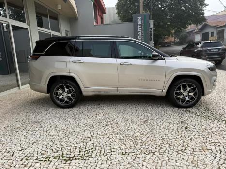 JEEP Commander 2.0 16V 4P TD380 OVERLAND 4X4 TURBO DIESEL AUTOM�TICO AT9, Foto 4