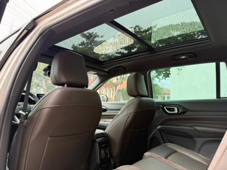 JEEP Commander 2.0 16V 4P TD380 OVERLAND 4X4 TURBO DIESEL AUTOM�TICO AT9, Foto 13