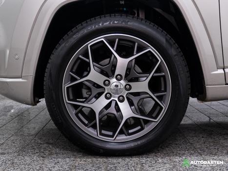 JEEP Commander 2.0 16V 4P TD380 OVERLAND 4X4 TURBO DIESEL AUTOM�TICO AT9, Foto 5