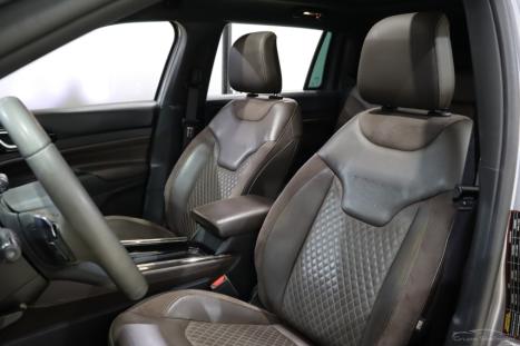 JEEP Commander 2.0 16V 4P TD380 OVERLAND 4X4 TURBO DIESEL AUTOM�TICO AT9, Foto 7